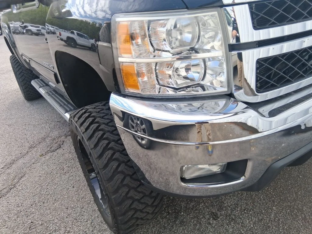 Used 2013 Black Chevrolet LTZ image 19