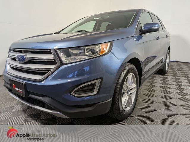 Used 2018 Blue Ford SEL image 3