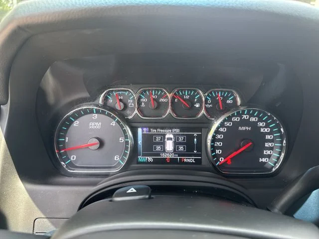 Used 2020 Gray Chevrolet LT image 21