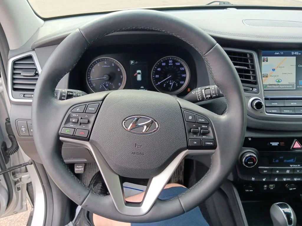 Used 2018 Molten Silver Hyundai Limited image 20