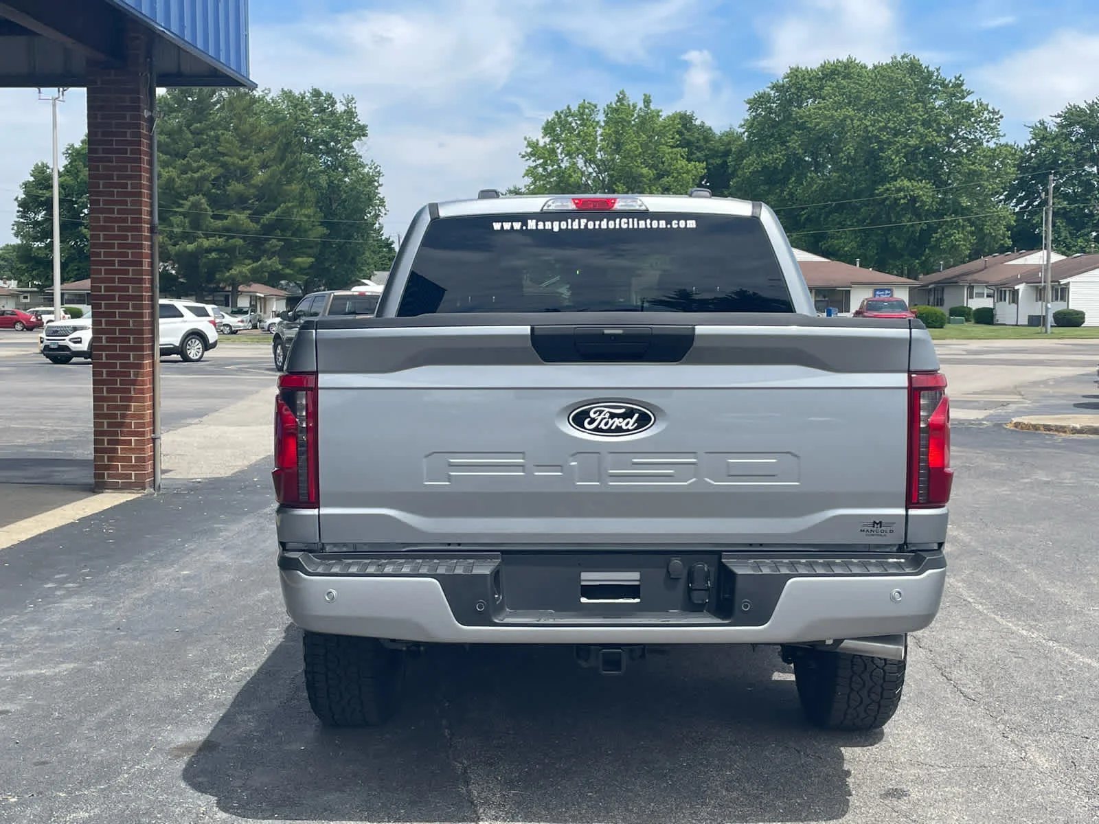 New 2026 Iconic Silver Metallic Ford XLT image 4