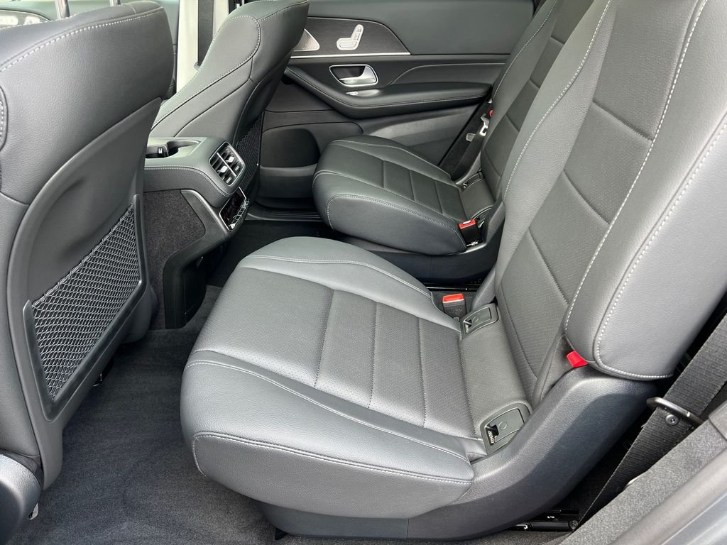 New 2026 Selenite Grey Metallic Mercedes-Benz GLS 450 image 26