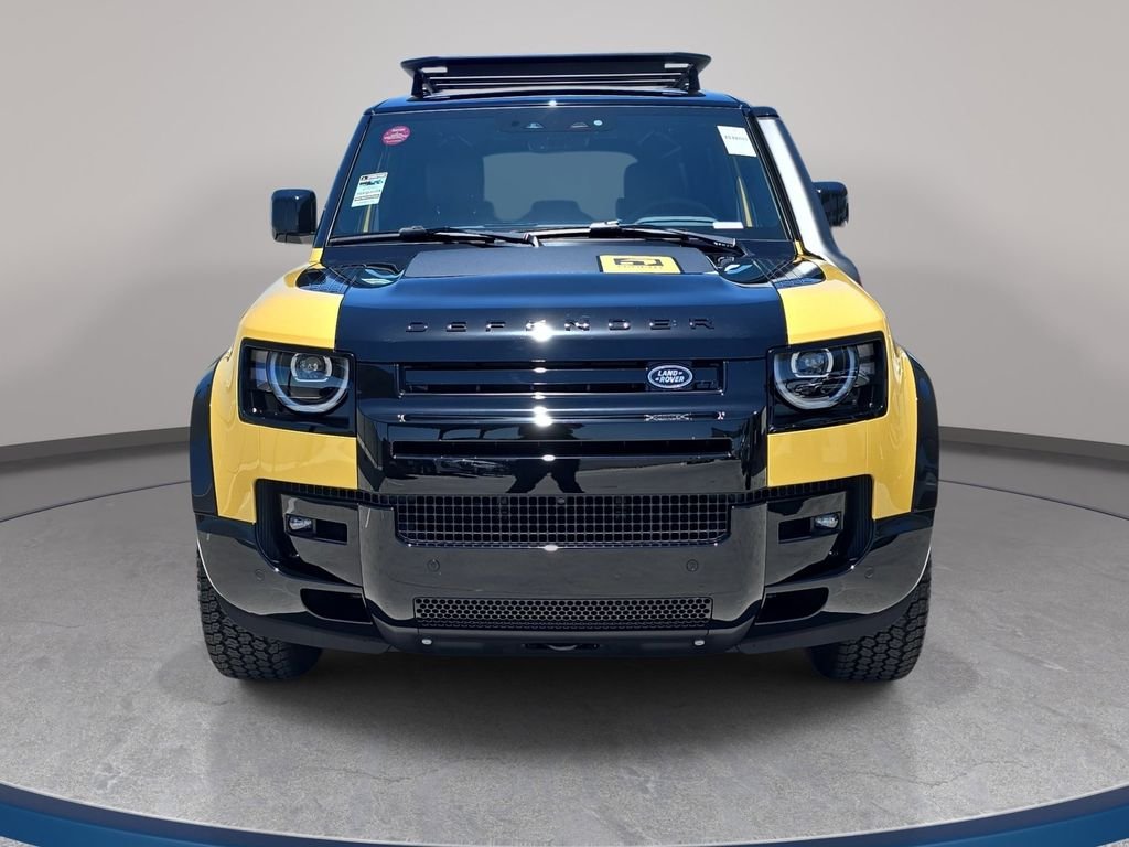 New 2026 Deep Sandglow Yellow Land Rover Trophy Edition Deep Sandglow image 2