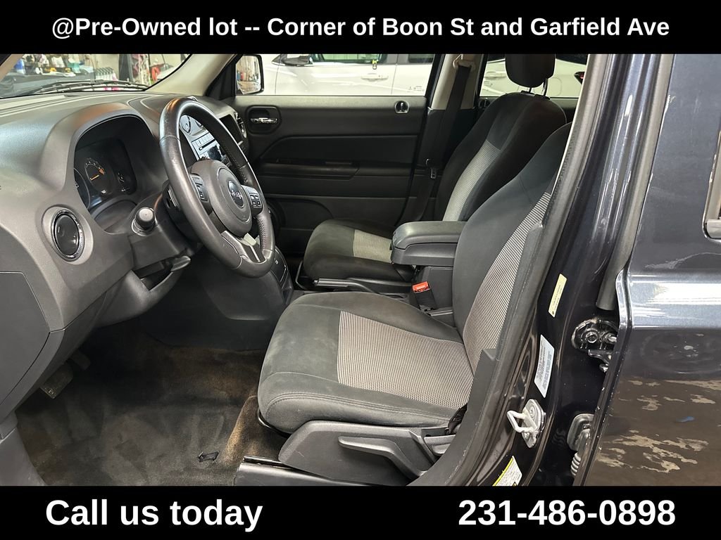Used 2014 Gray Jeep Latitude image 14