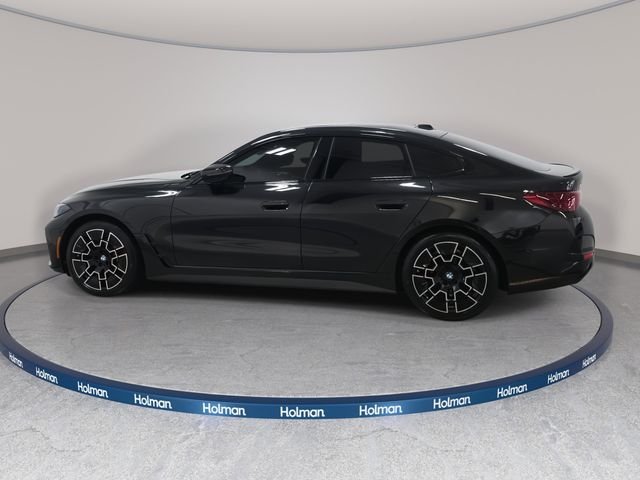 Used 2025 Black Sapphire Metallic BMW xDrive40 image 9