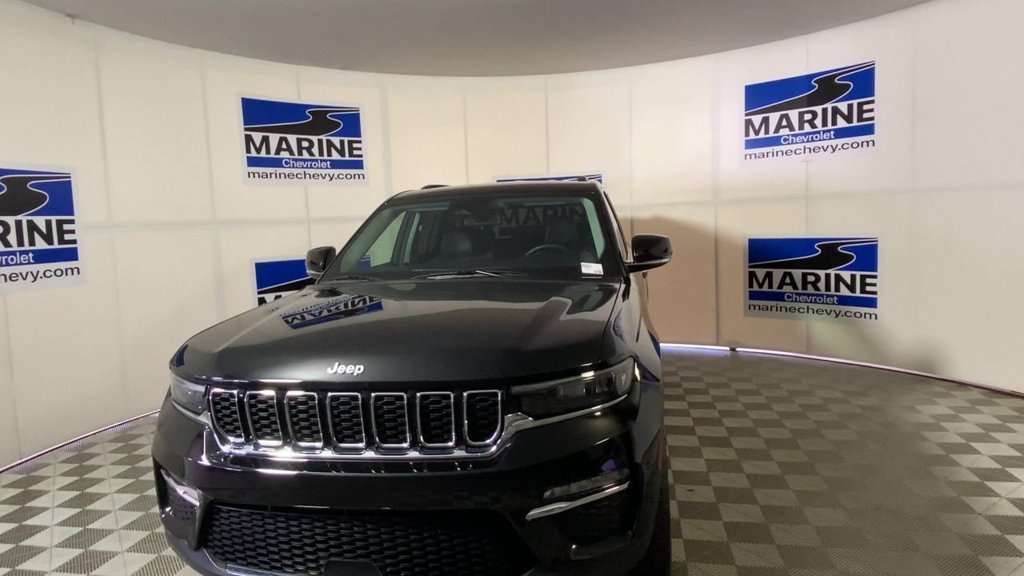 Used 2024 Black Jeep Limited 4x2 image 5