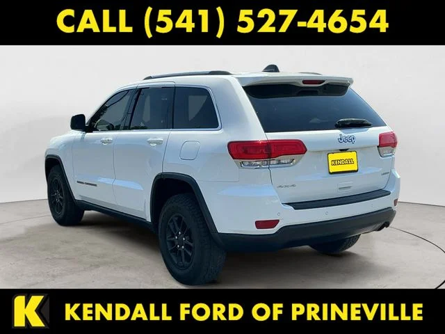 Used 2019 Bright White Clearcoat Jeep Laredo image 7
