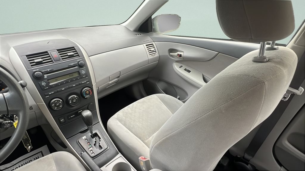 Used 2009 Black Toyota LE image 12