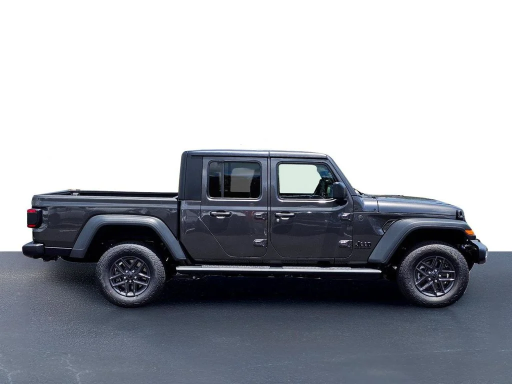 New 2026 Granite Crystal Metallic Clear-Coat Exterior Paint Jeep Sport S image 8
