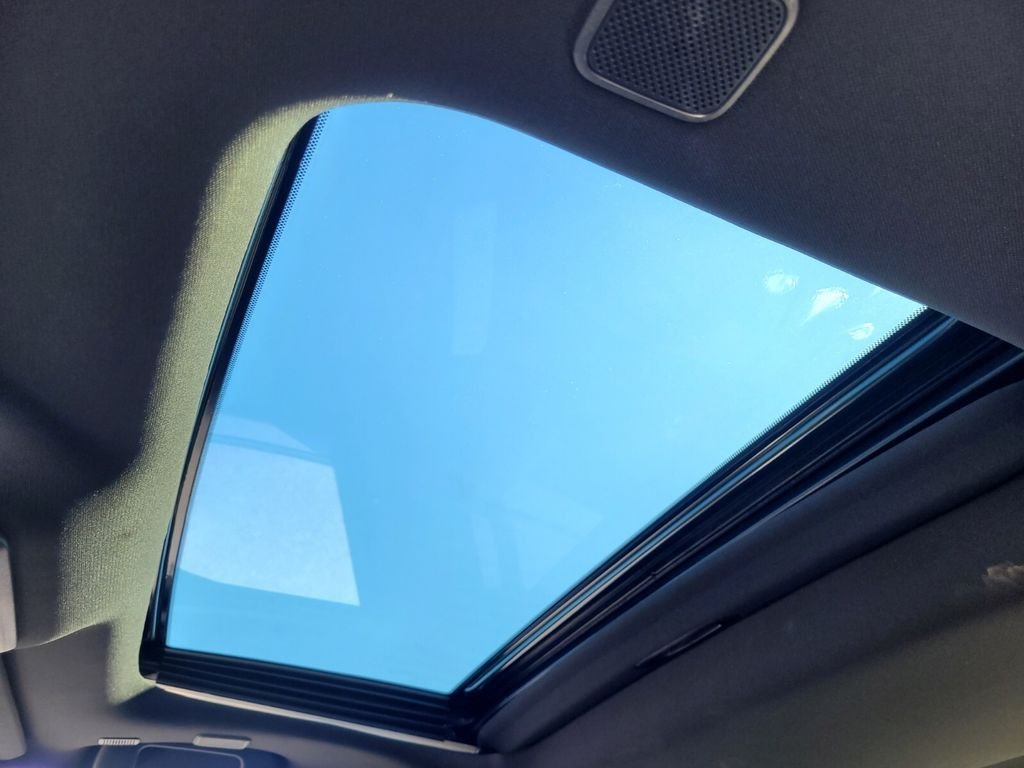 2025 Toyota Tacoma Limited - Photo 15