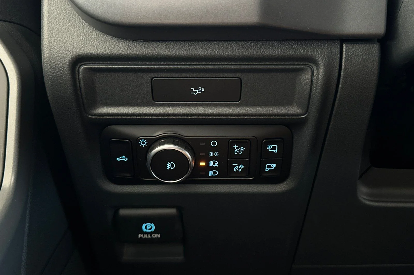 New 2026 Avalanche Ford XLT image 26