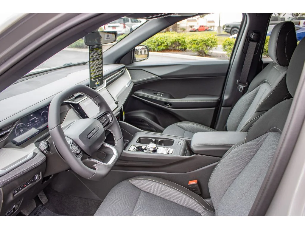 New 2026 Sting-Gray Clearcoat Jeep Laredo image 26