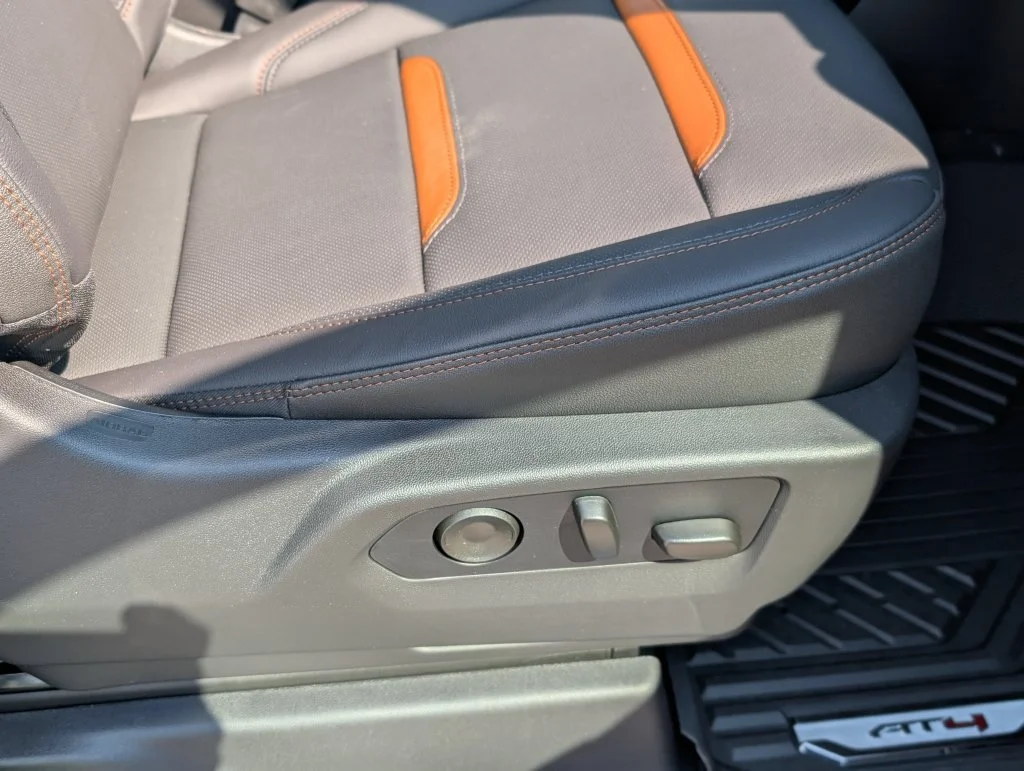 2026 GMC Sierra 1500 AT4 - Photo 42