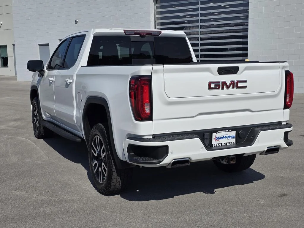 Used 2021 SUMMIT WHITE GMC AT4 image 5