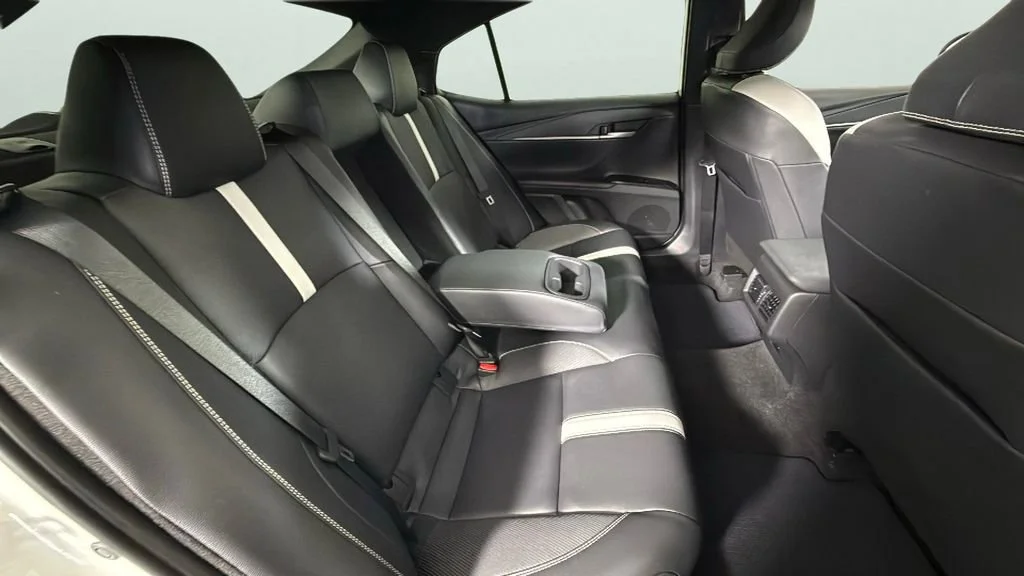 Used 2025 White Toyota SE image 29