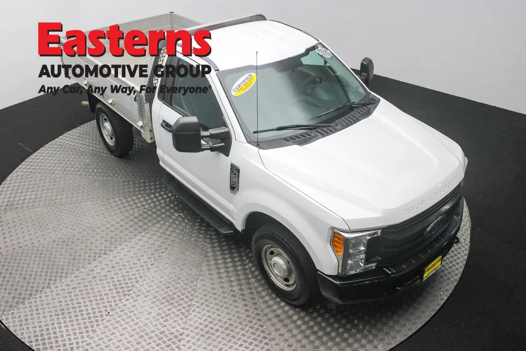 Used 2017 White Ford XL image 3