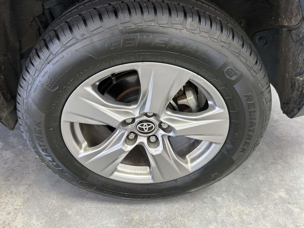Used 2025 Black Toyota XLE image 9