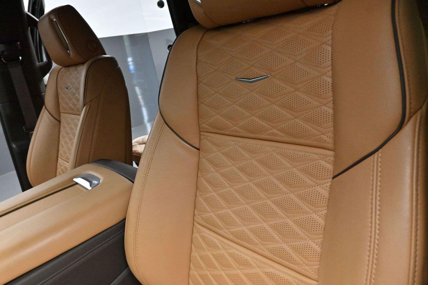 Used 2024 Black Raven Cadillac Sport image 17