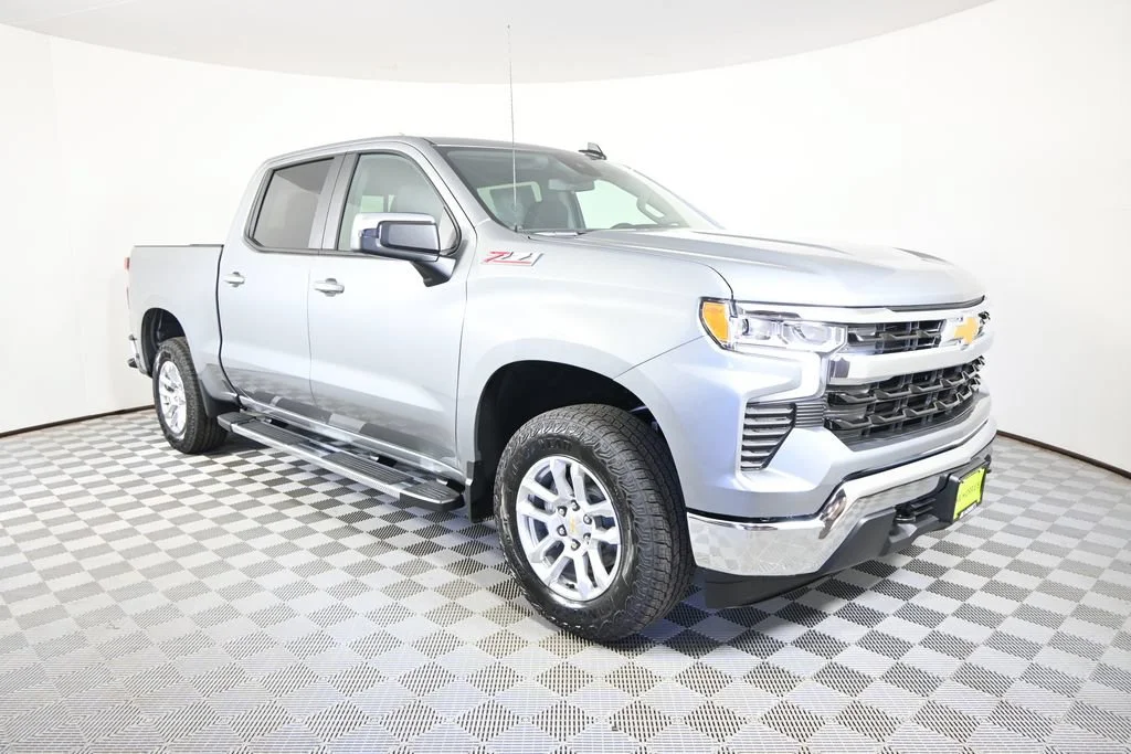 2026 Chevrolet Silverado 1500 LT - Photo 10
