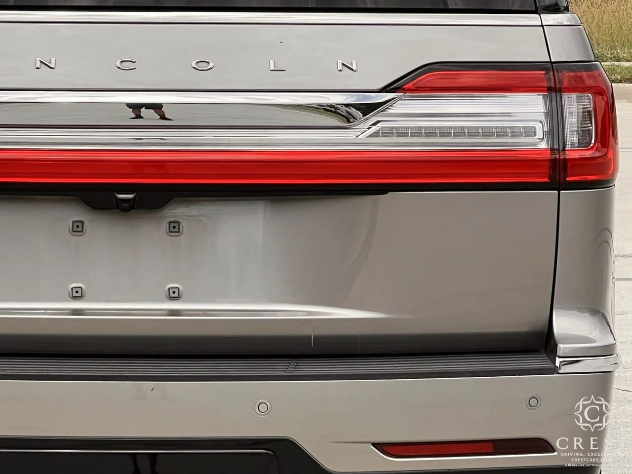 Used 2018 Mocha Lincoln Reserve image 5