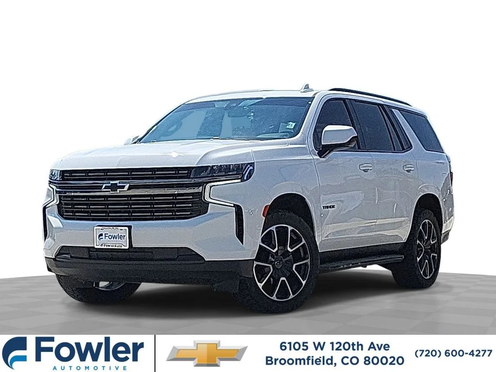 Used 2021 Summit White Chevrolet RST image 1