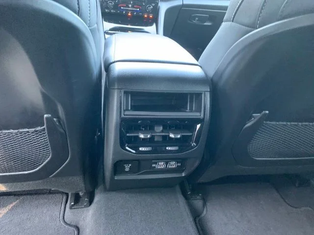 Used 2025 White Jeep Altitude image 20