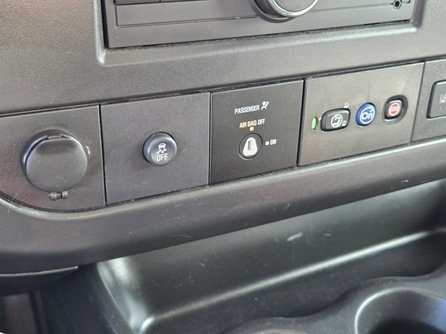 2025 Chevrolet Express Passenger LT - Photo 22