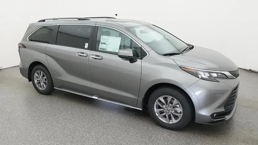 New 2026 Heavy Metal Toyota XLE image 12
