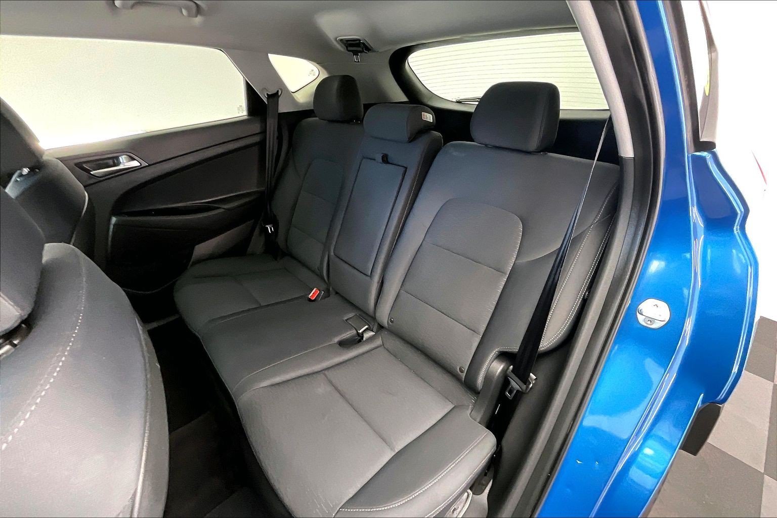 Used 2020 Aqua Blue Hyundai Value image 19