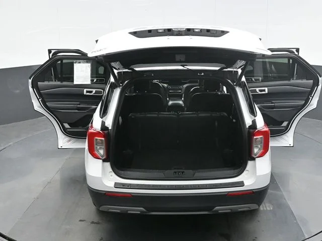 Used 2020 White Ford XLT image 27