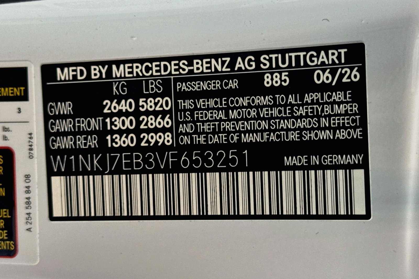New 2027 MANUFAKTUR Moonlight White Metallic Mercedes-Benz AMG® GLC 53 image 30