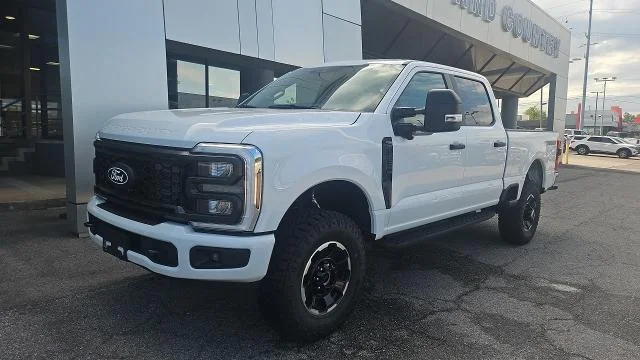 New 2027 Oxford White Ford XL 4WD image 30