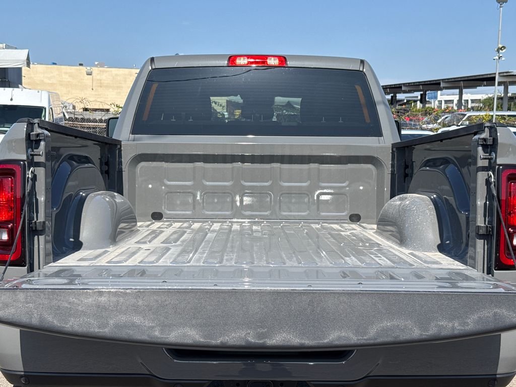 New 2026 Ceramic Gray Clear-Coat Exterior Paint RAM Big Horn image 12