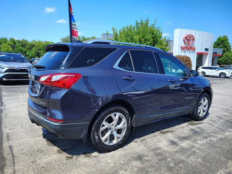 Used 2018 Blue Chevrolet LT image 4