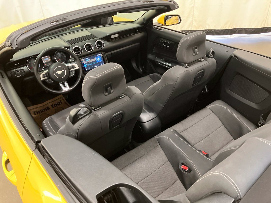 Used 2016 Yellow Ford V6 image 27