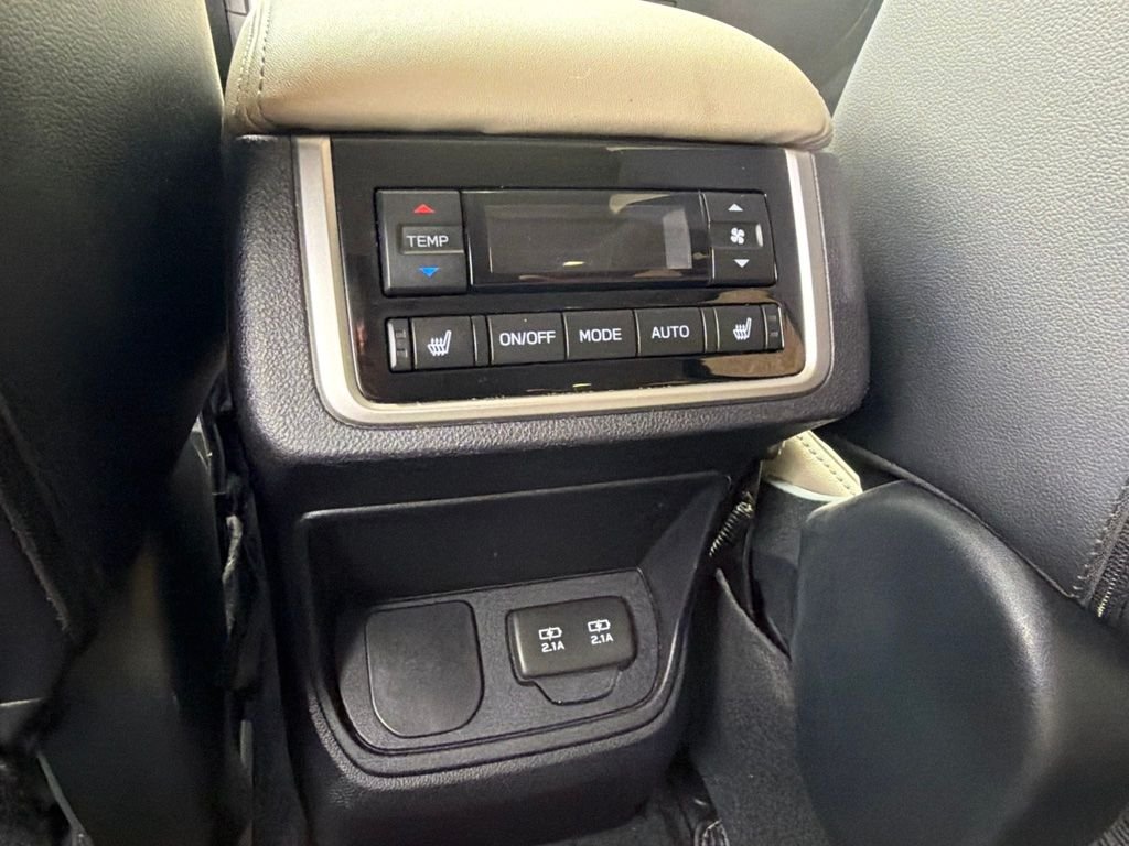 Used 2022 Crystal White Pearl Subaru Limited image 24