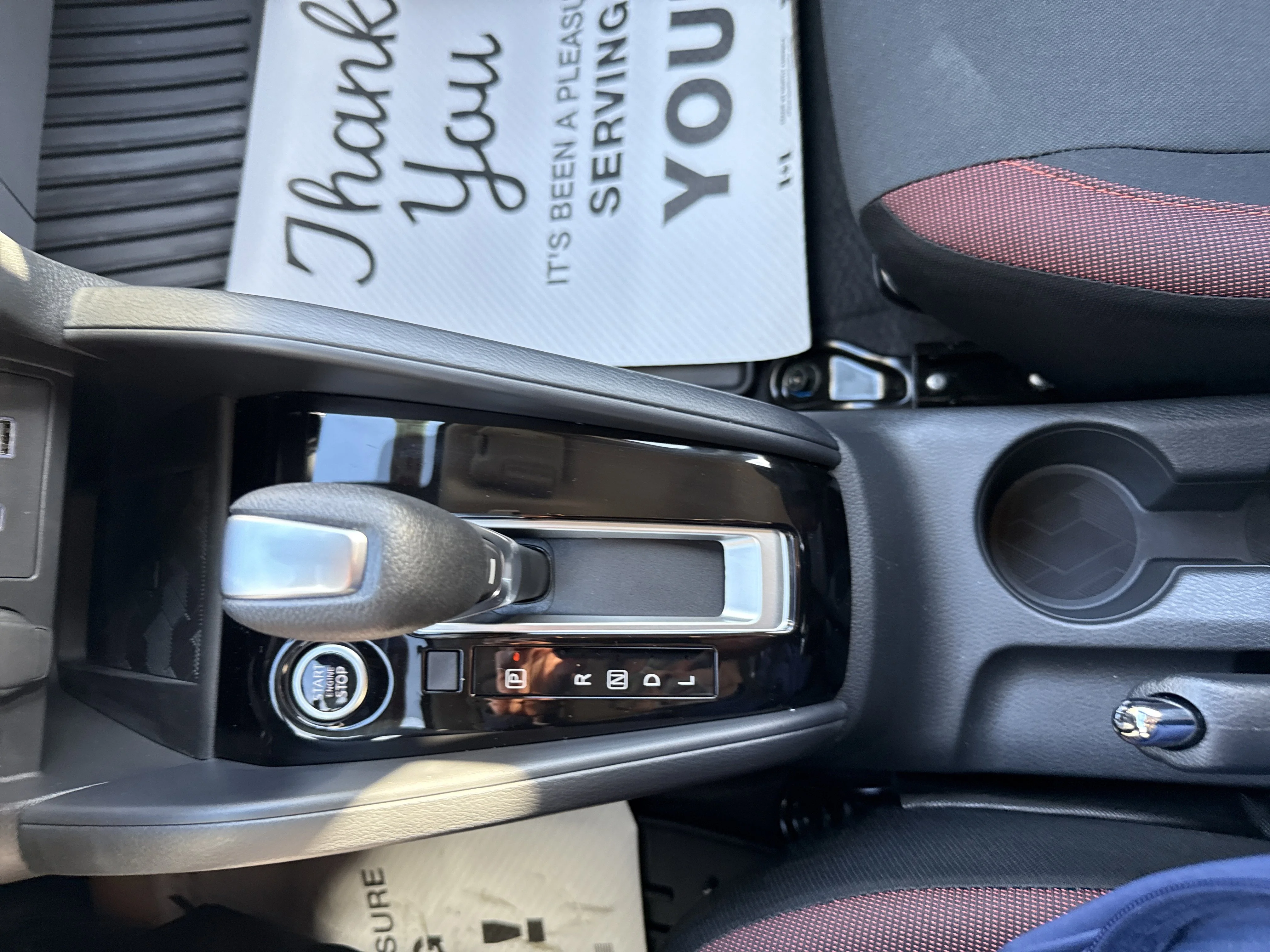 2025 Nissan Versa Sedan SR - Photo 23