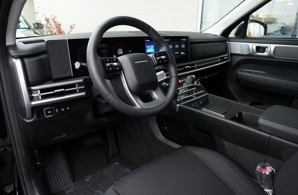 New 2026 Phantom Black Hyundai SE image 34