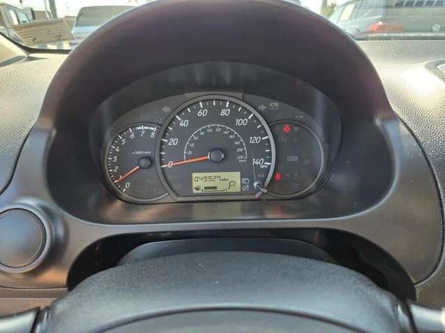 Used 2024 Black Mitsubishi ES image 32