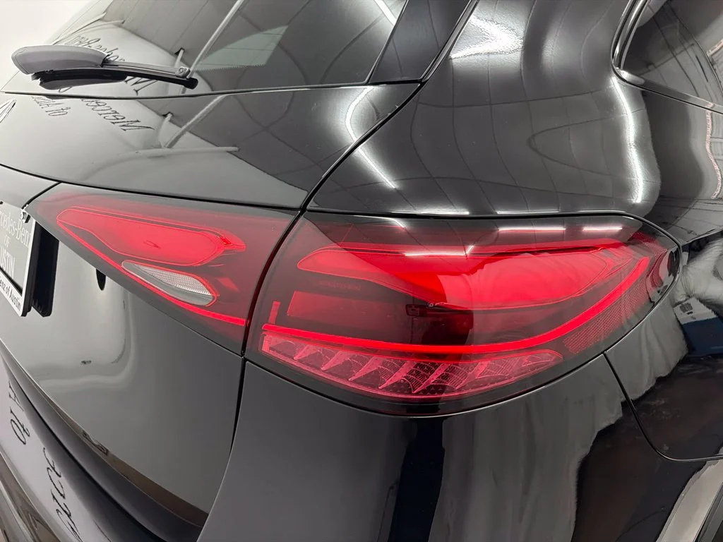 New 2027 Black Mercedes-Benz GLC 300 image 11
