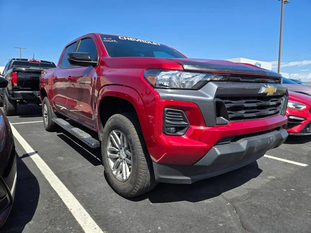 2024 Chevrolet Colorado LT
