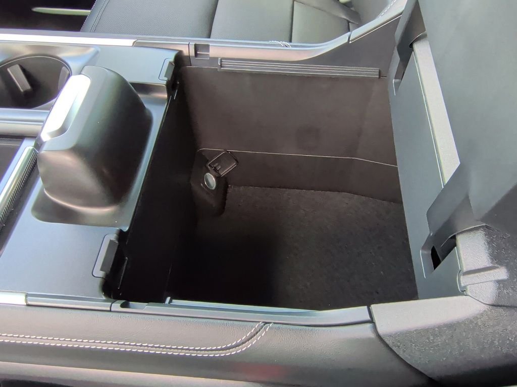 New 2026 Agate Black Metallic Ford Platinum® image 36