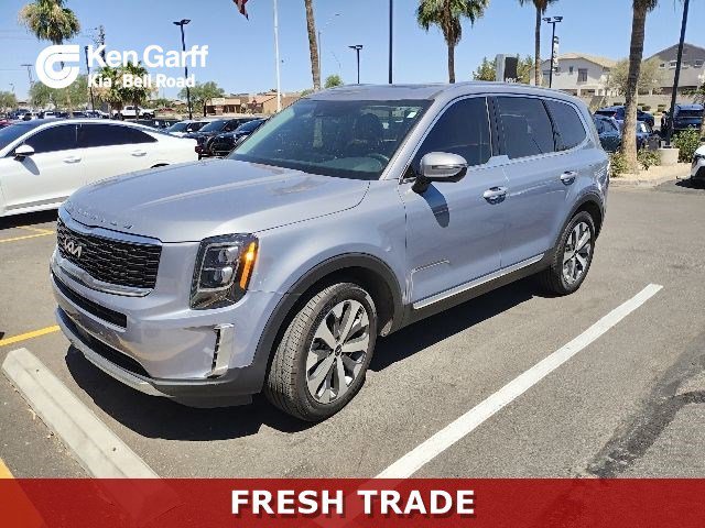 Used 2022 Everlasting Silver Kia EX image 1