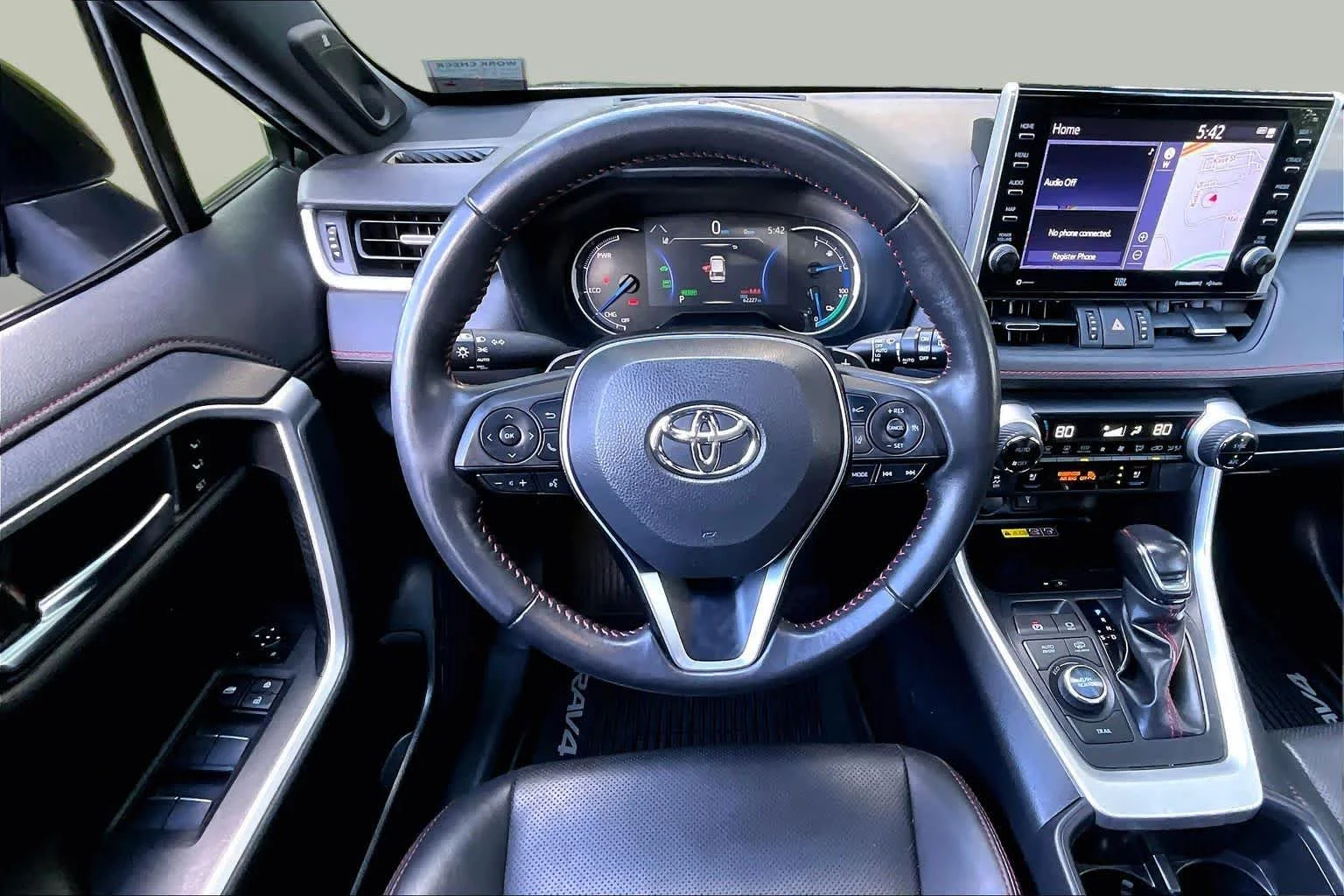 Certified Used 2022 Silver Sky Metallic/Midnight Black Metallic Toyota XSE image 6