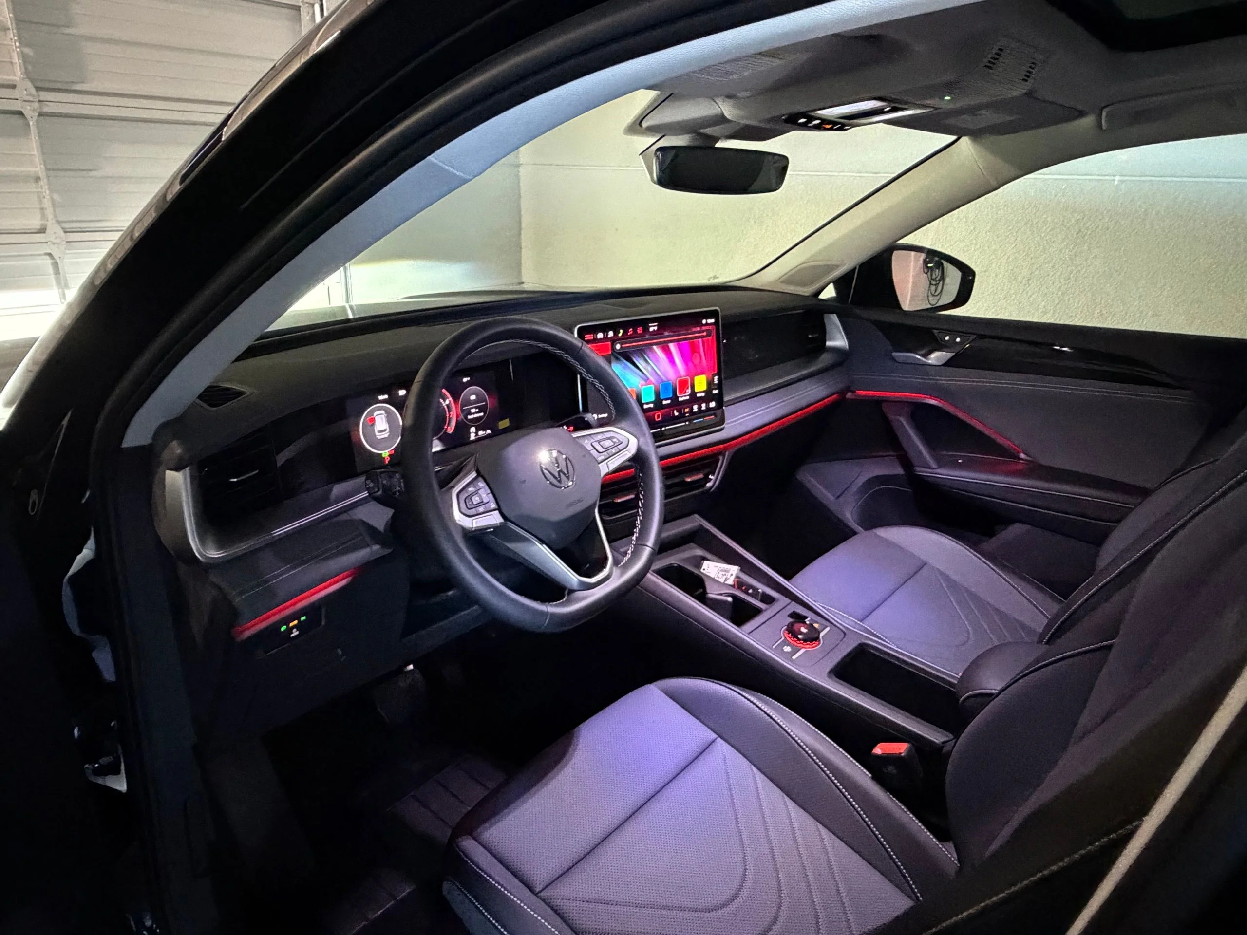 New 2026 Black Volkswagen 2.0T SE image 46