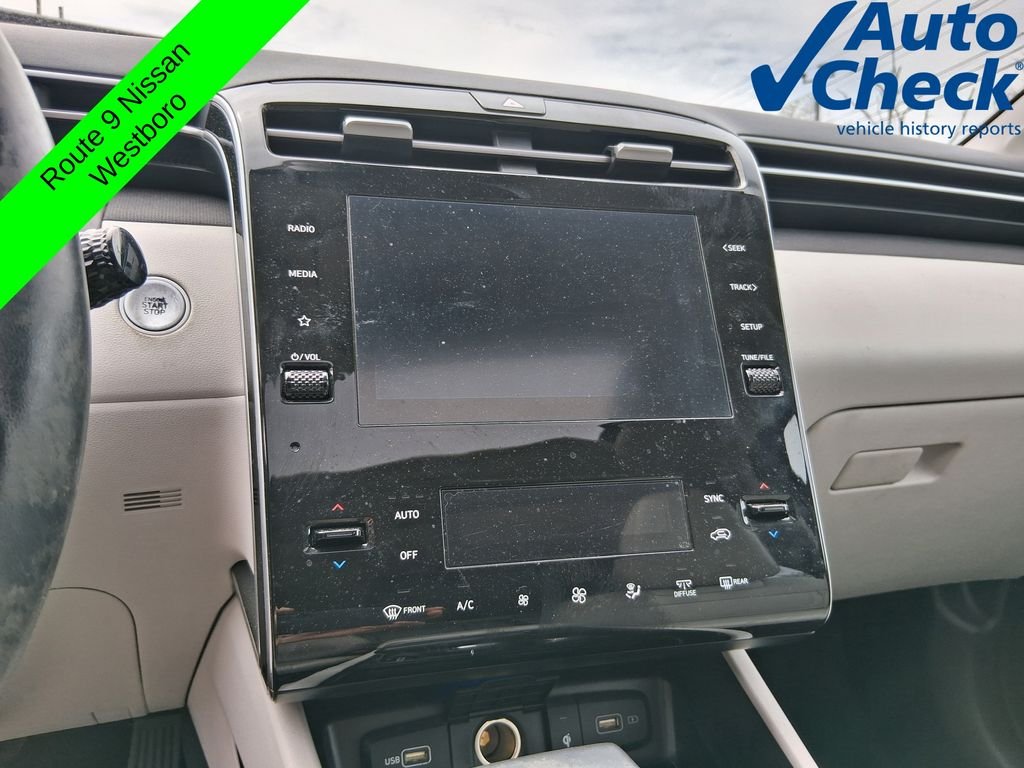 Used 2023 Red Hyundai SEL image 17