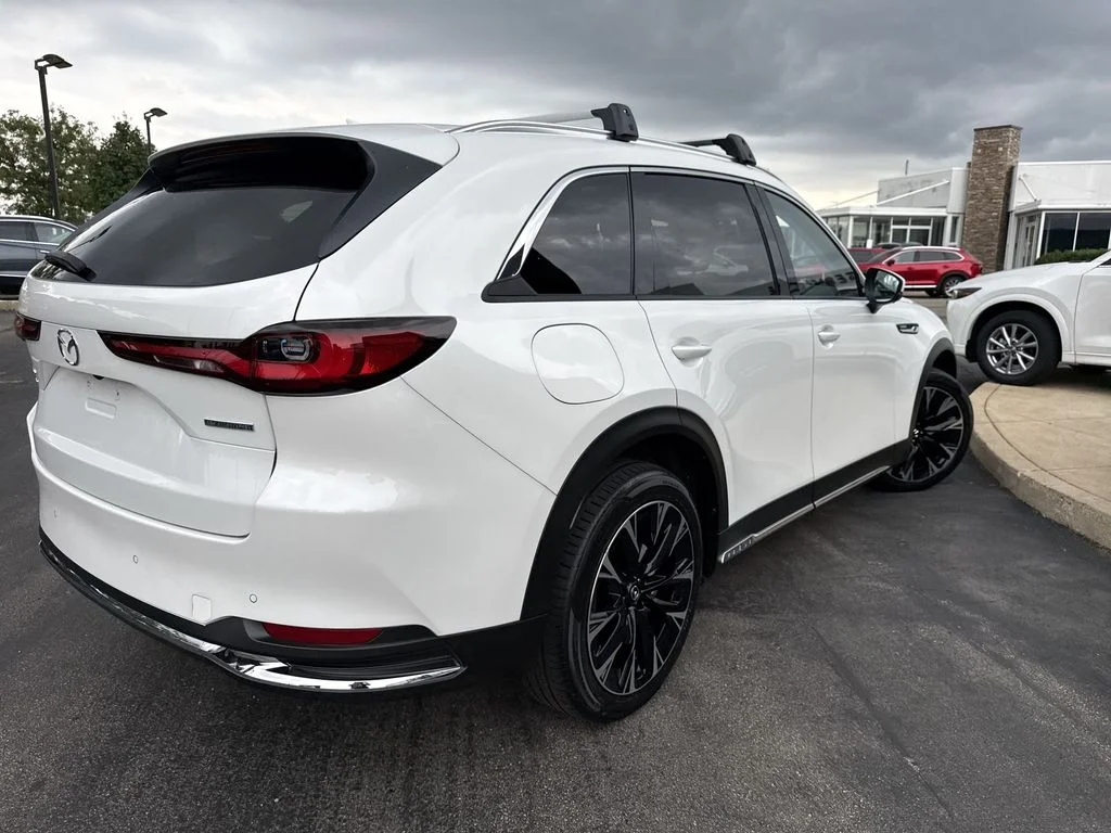 Used 2024 White Mazda Premium Plus image 3