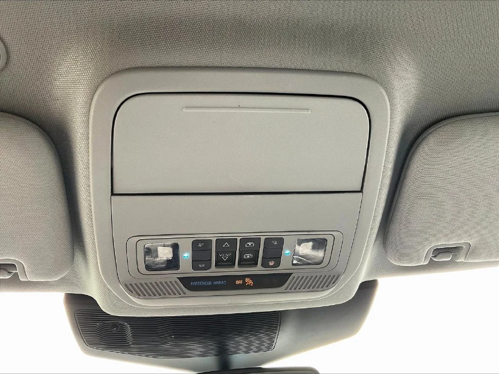 Used 2023 Gray Ford XLT image 17