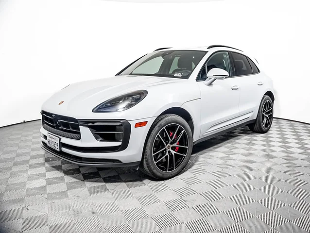 2026 Porsche Macan S