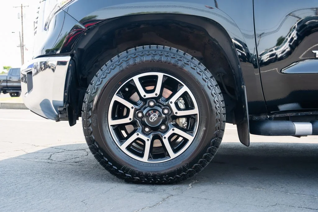 Used 2016 Midnight Black Metallic Toyota Limited image 7